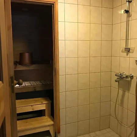 Levin Kaetkaelaeinen B 2, Keskustassa 7 Hloe Huoneisto